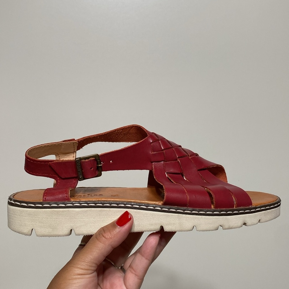 BearPaw Burgundy/red  Woven Leather Slingback Sandal